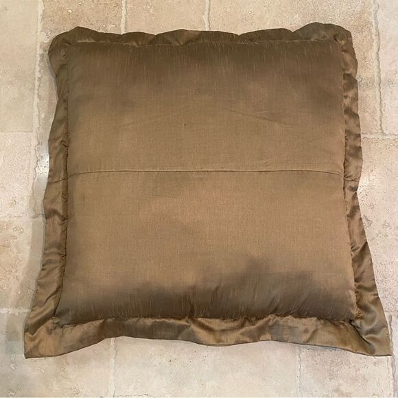 Custom Silk Textured Gold Euro Pillows, Set of 2 - Picture 4 of 7